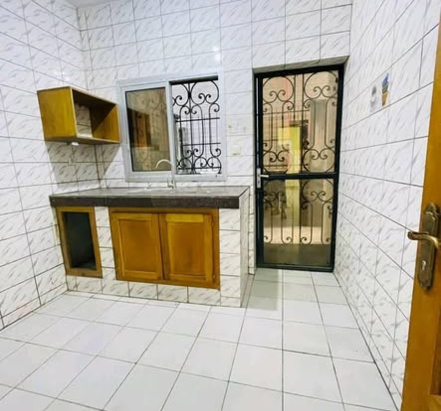 Appartement moderne 3 chambres à louer à Logpom