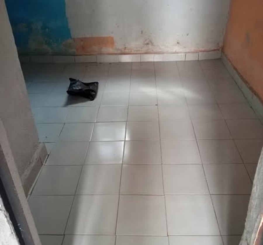 Chambre simple à louer - Makepe Missoké, Douala