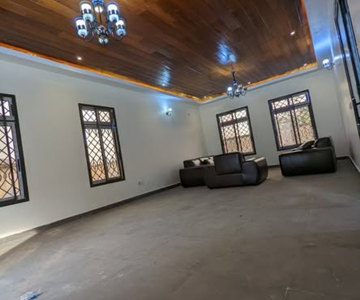 Villa à louer à Odza - 3 chambres