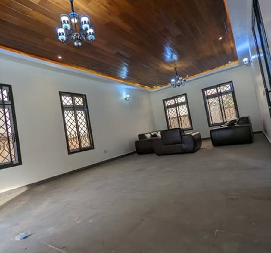 Villa à louer à Odza - 3 chambres