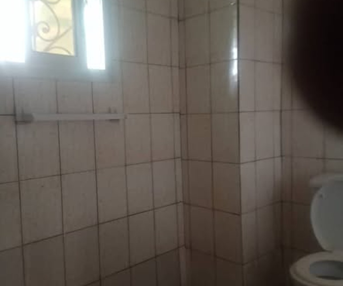 Grand studio moderne - Nkoabang, Yaoundé