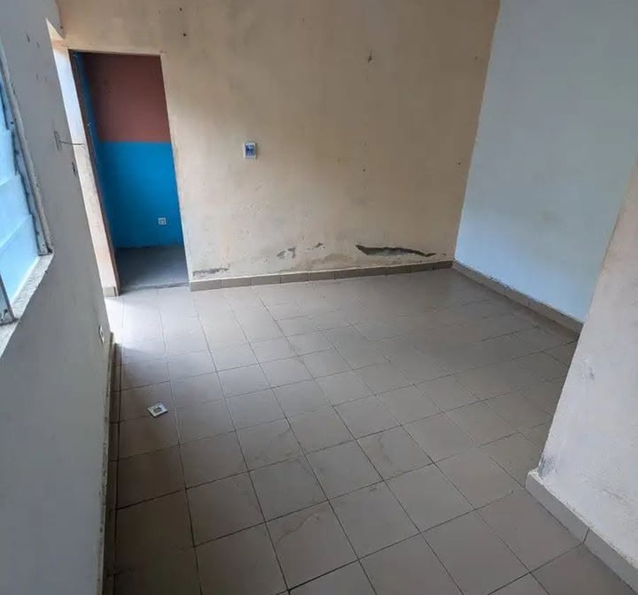 Chambre moderne avec cuisine à Japoma
