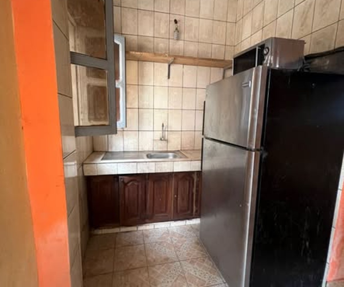Chambre moderne à louer à Logbessou