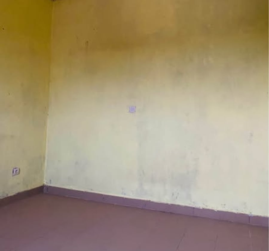 Studio moderne à louer à PK 14