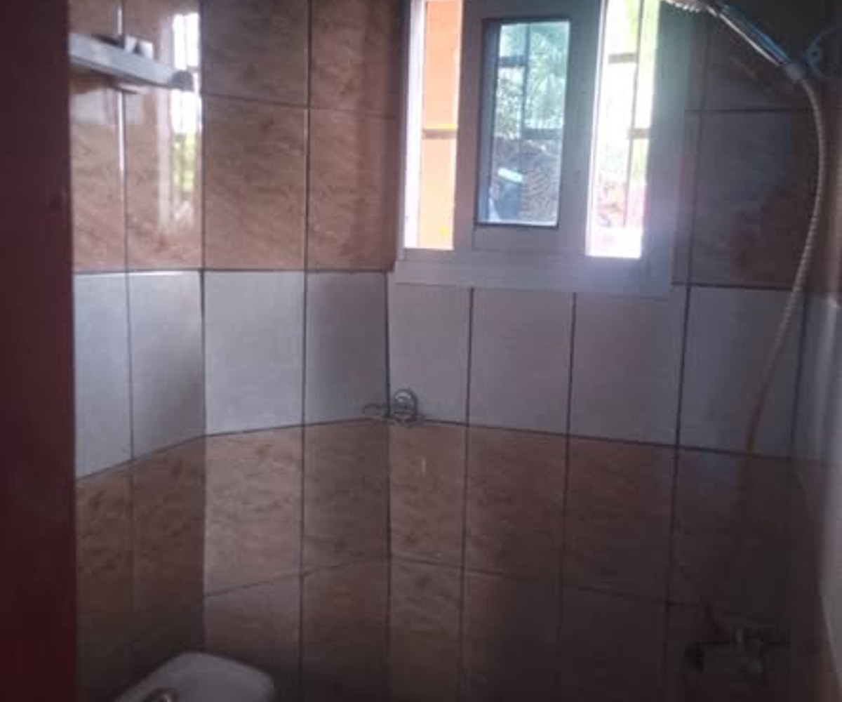 Chambre moderne à PK 16 - Douala