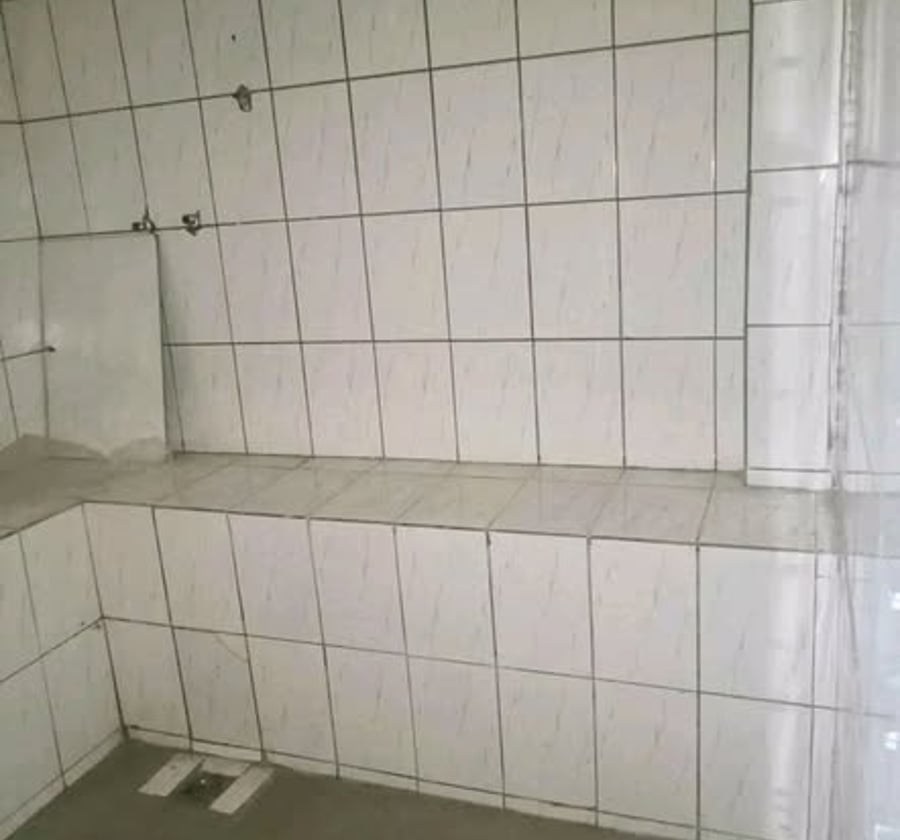 Boutique à louer à Deido