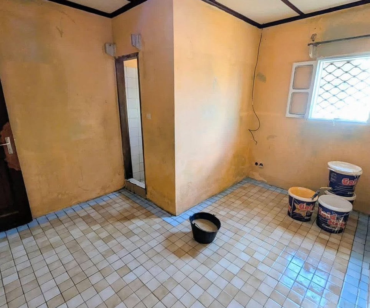 Chambre moderne à louer - Yaoundé Éleveur
