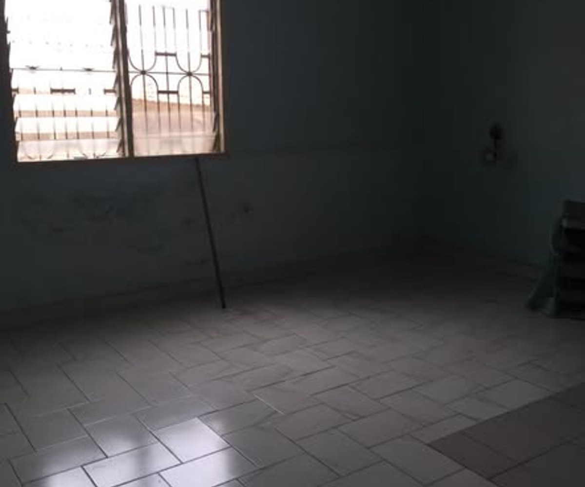 Villa 4 chambres à louer - Bastos, Yaoundé