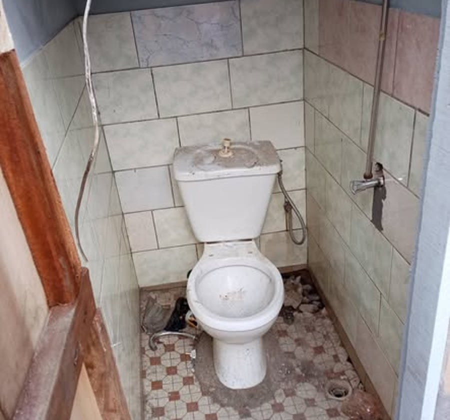 Maison basse à louer à Logbaba
