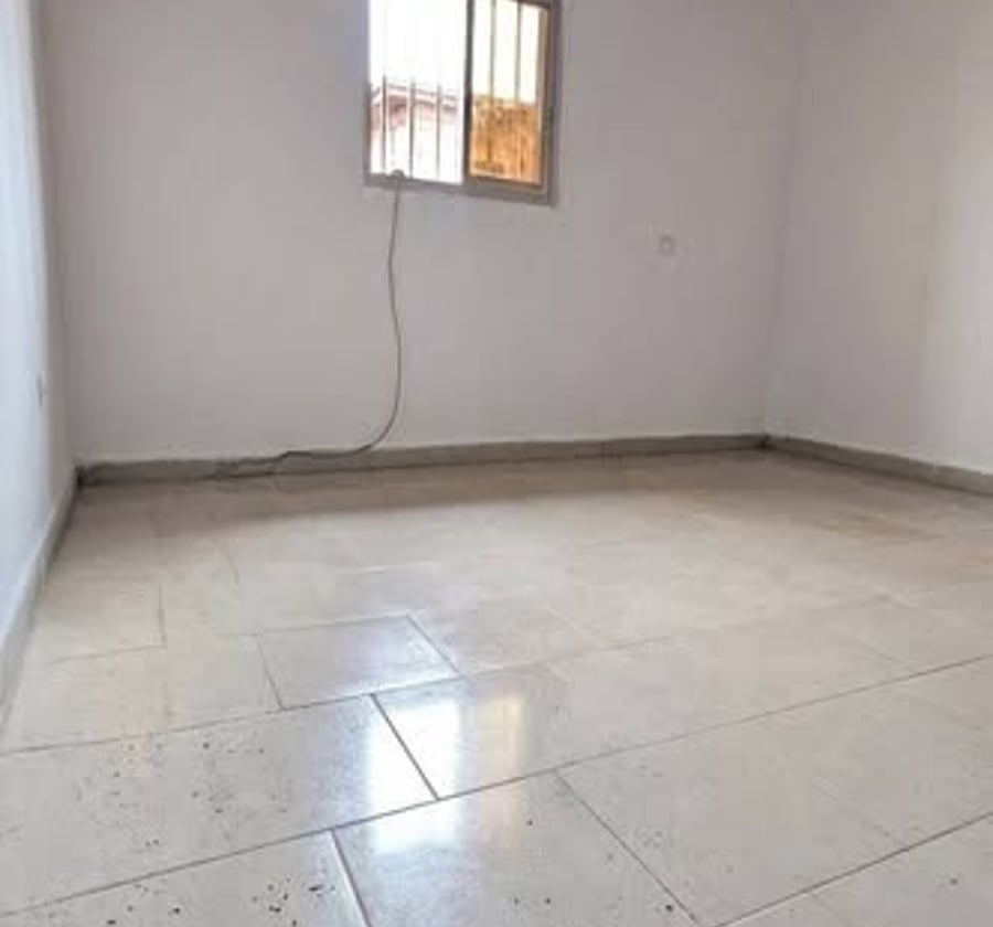 Chambre moderne à Makepe Missoké, Douala