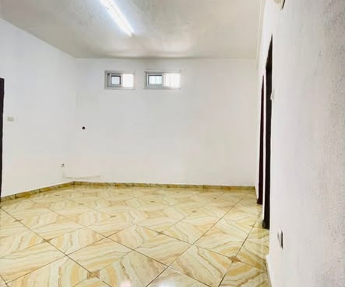 Studio moderne à louer – Logpom Bassong