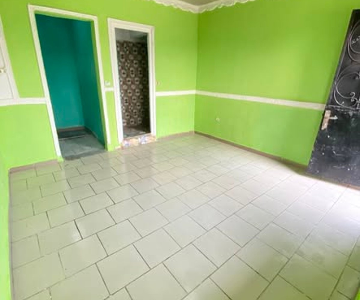 Chambre moderne à louer à TKC