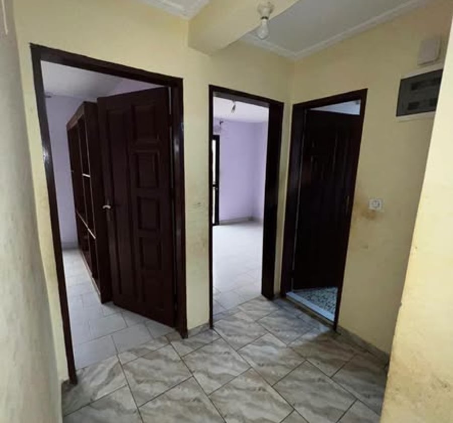 Appartement moderne 3 chambres à louer – Ekoumdoum