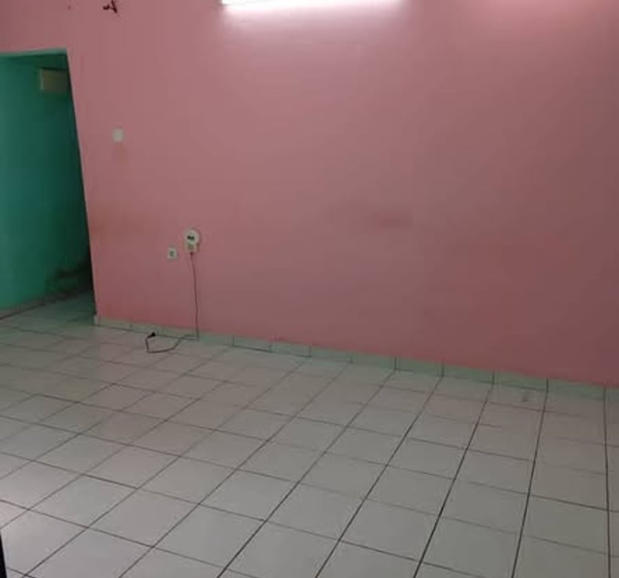 Studio moderne à PK12, Douala - 50 000 XAF/mois