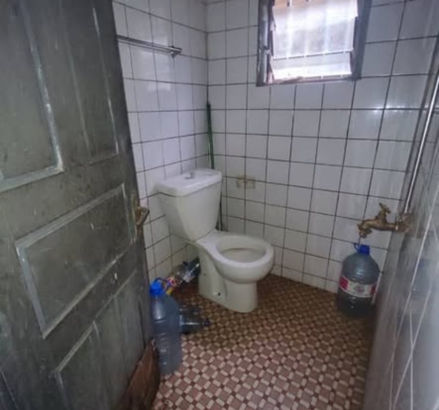 Chambre à louer à PK8 - Douala
