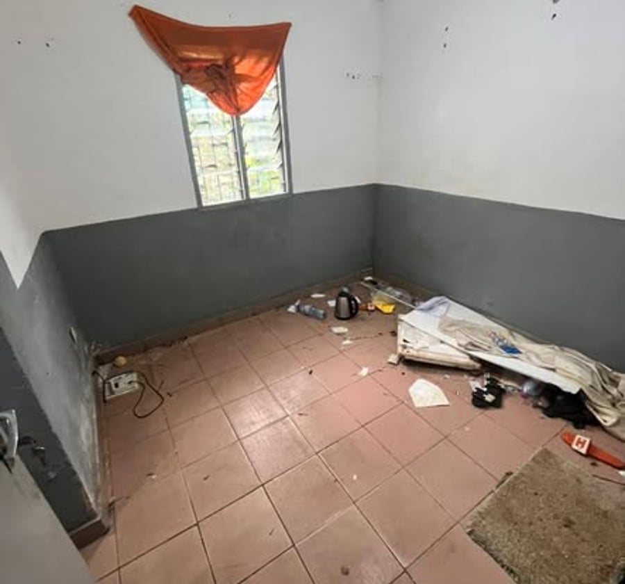 Chambre à louer – Ndogbong Commissariat
