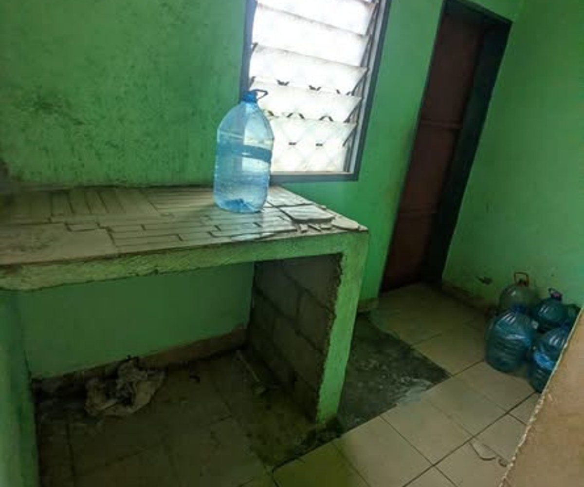 Studio moderne à Damas, Yaoundé - 45 000 FCFA/mois