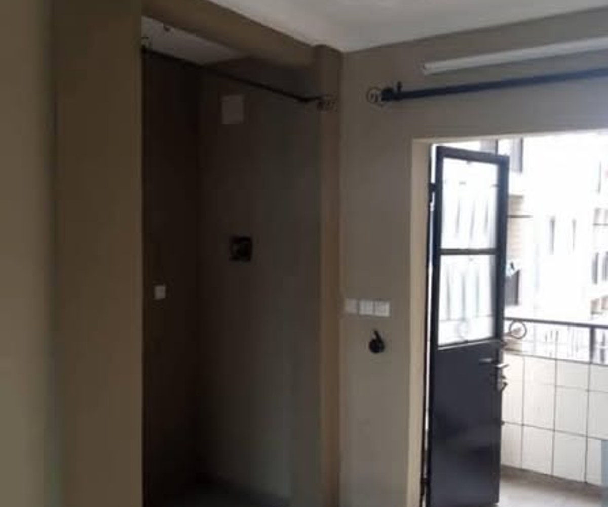 Mini studio à louer près du Collège Bénédicte
