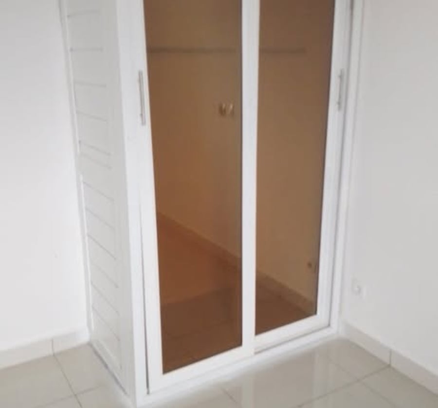 Studio moderne à louer à Bastos, Yaoundé