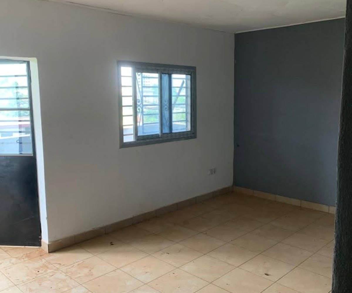 Vaste appartement à louer à Fourgerol