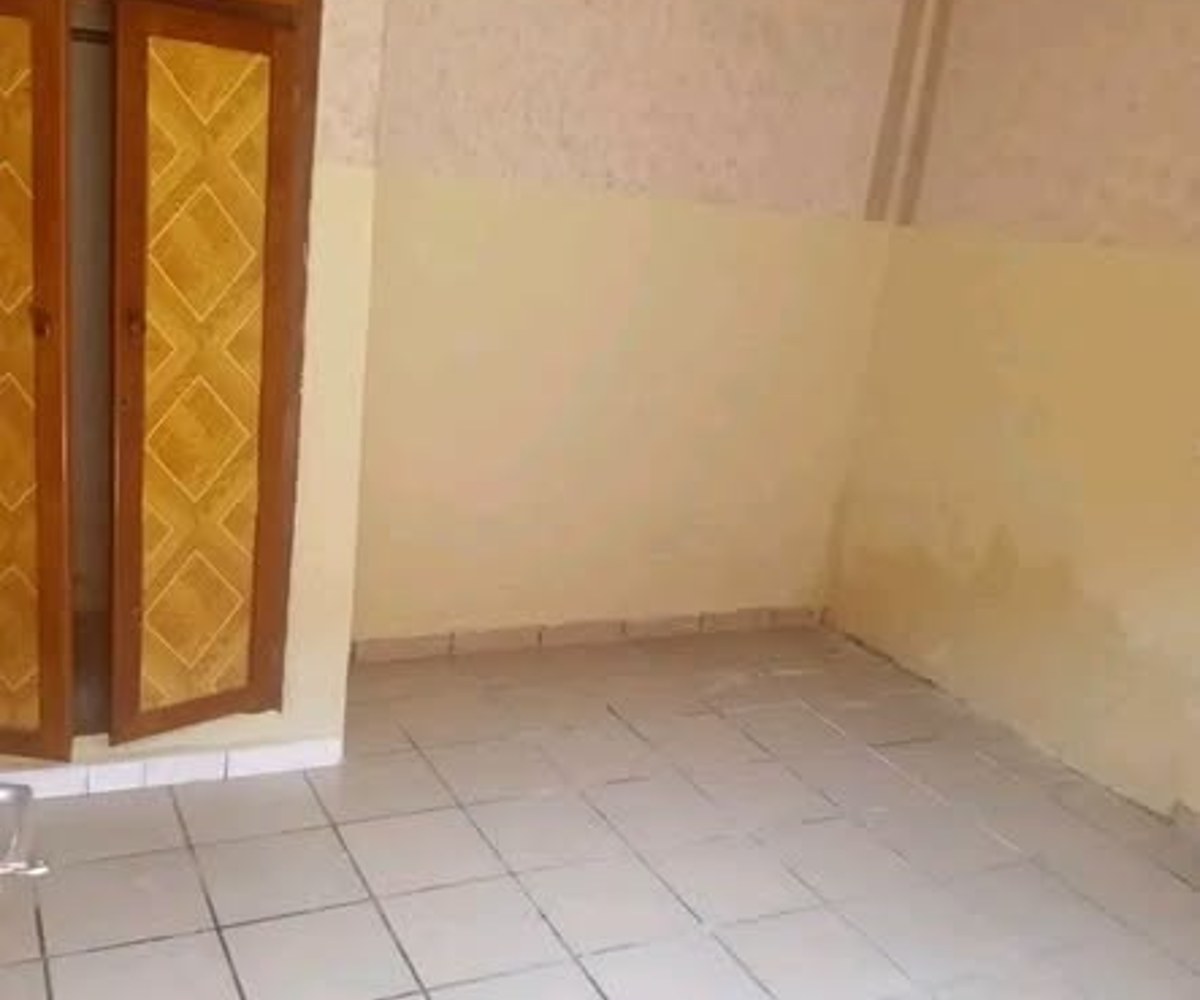 Chambre moderne à louer - Mimboman, Yaoundé