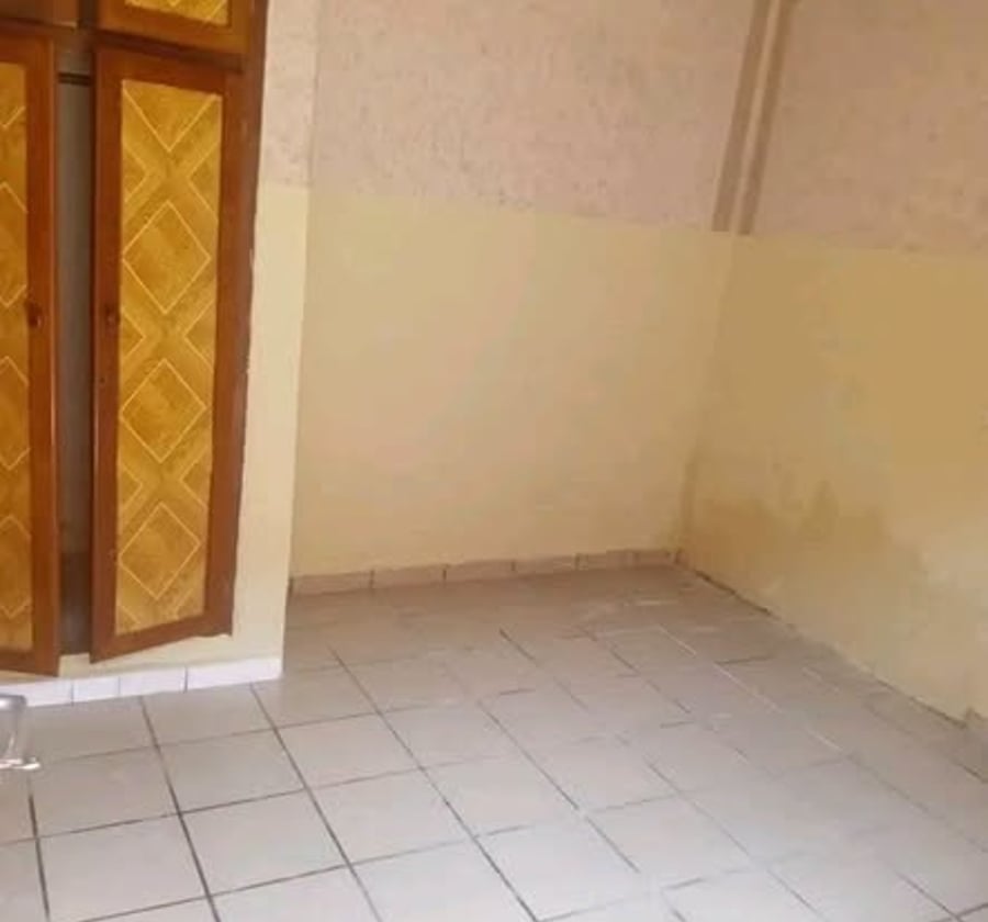 Chambre moderne à louer - Mimboman, Yaoundé