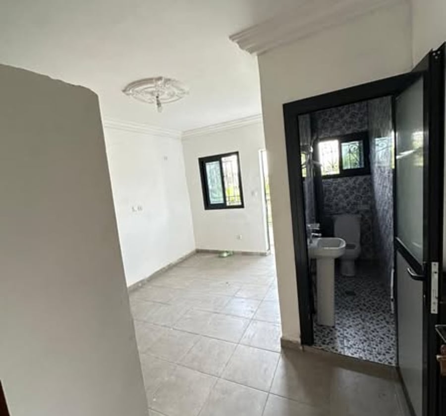 Appartement charismatique à Yassa