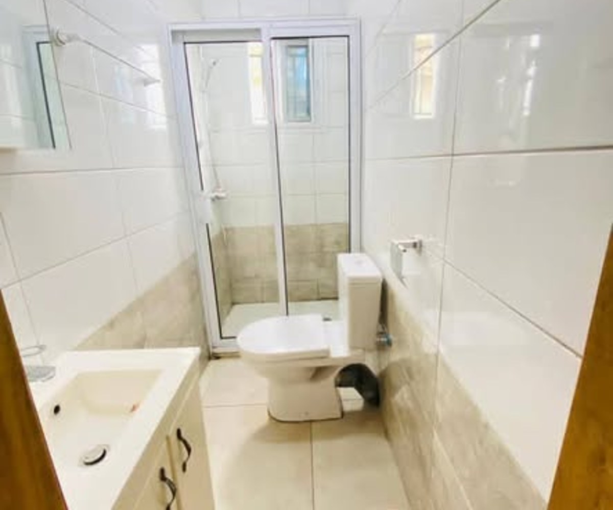 Studio moderne à louer à Ndokoti (Belavie)