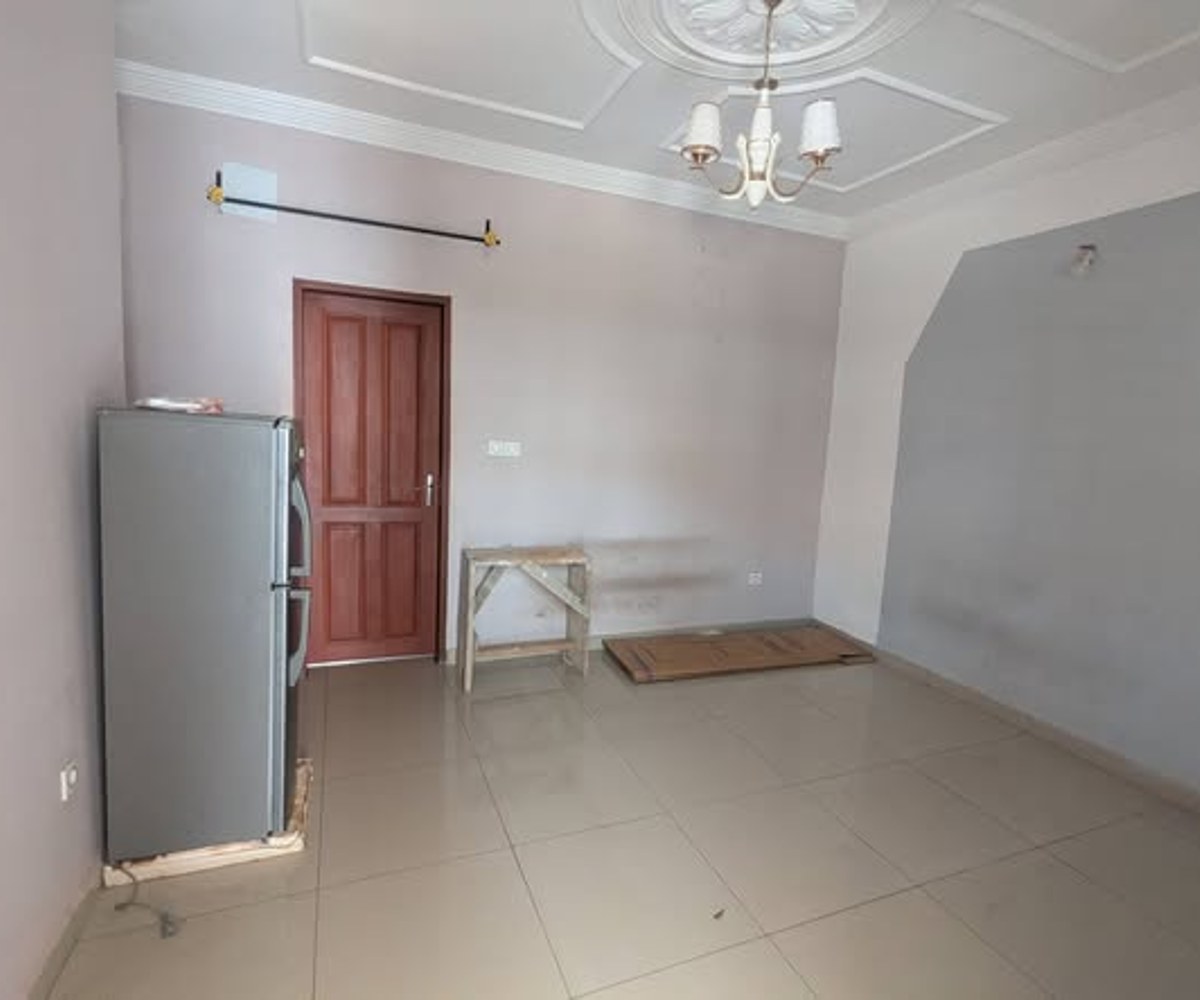 Studio à louer à Emana - 65 000 FCFA/mois