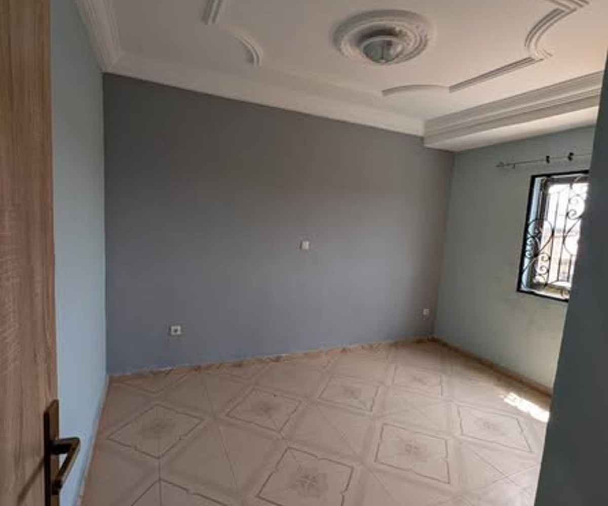 Appartement neuf 2 chambres à Odza - 130 000 FCFA/mois