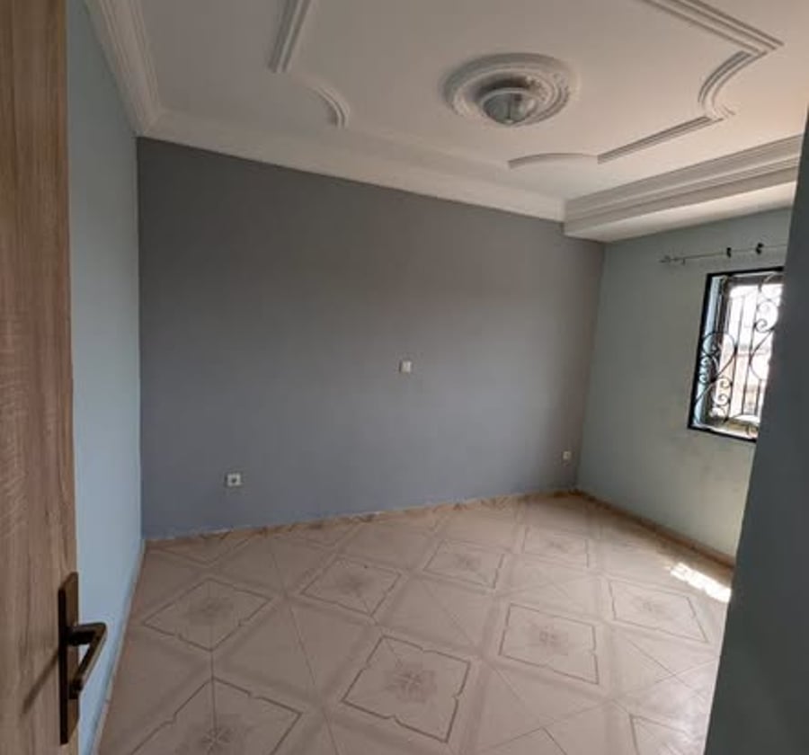 Appartement neuf 2 chambres à Odza - 130 000 FCFA/mois
