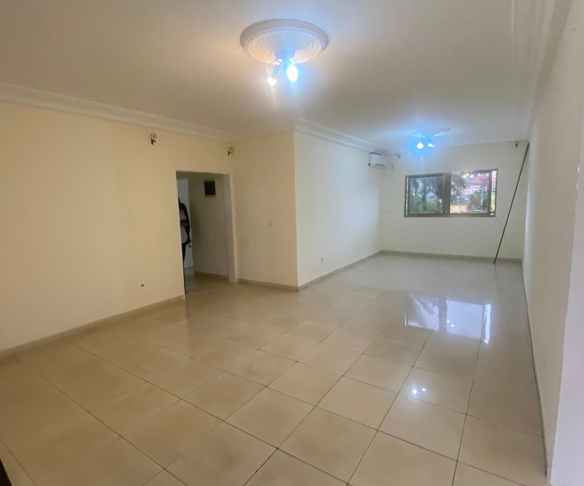 Appartement Moderne à Bastos - 2 Chambres