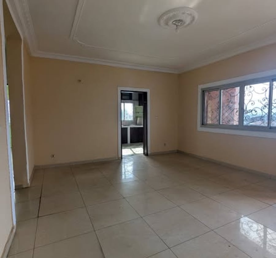 Appartement moderne 2 chambres à Odza