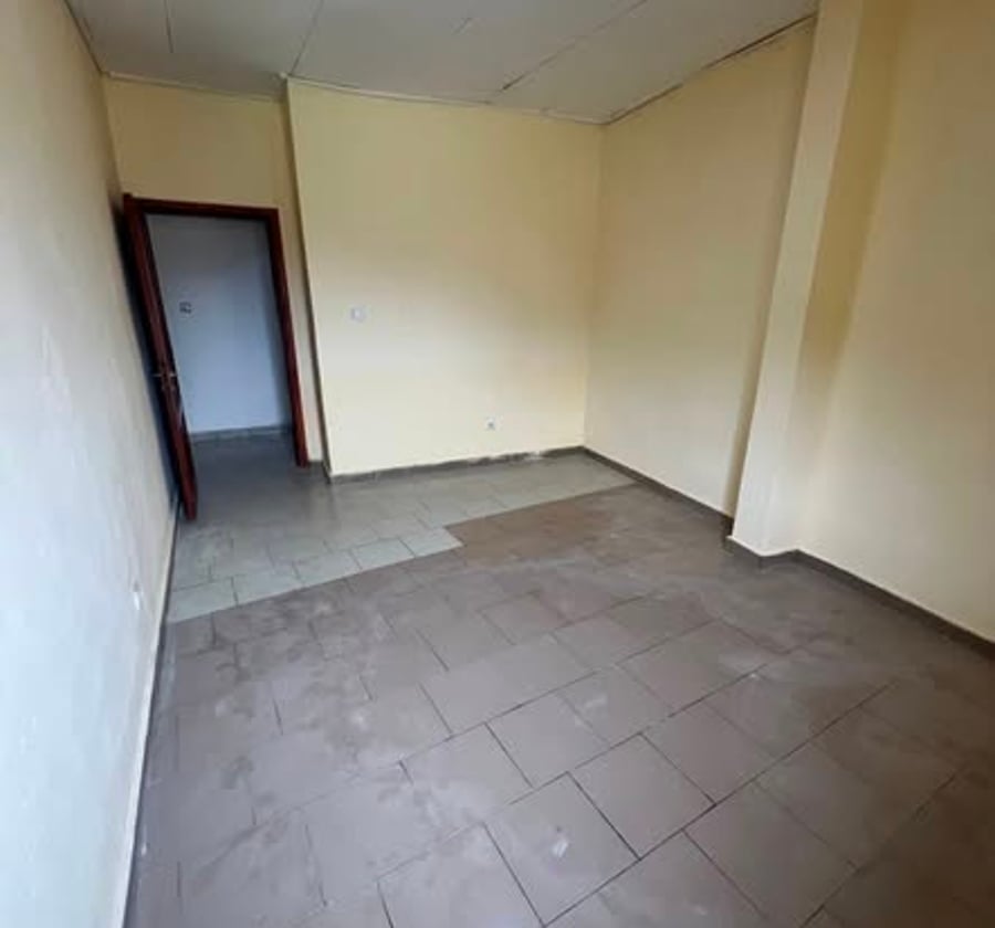 Appartement moderne à louer à Etoug-Ebe