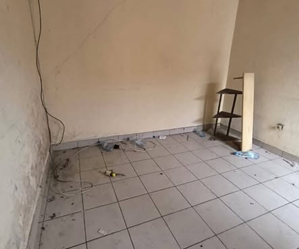 Studio moderne à Ndogbong Vallée Bifaga
