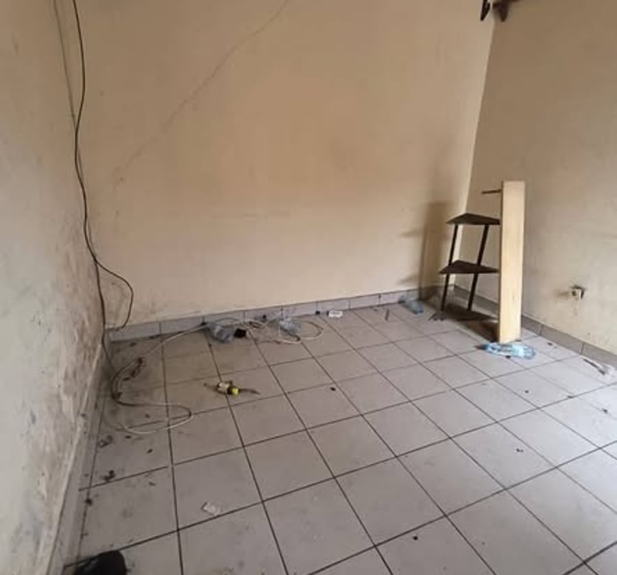 Studio moderne à Ndogbong Vallée Bifaga