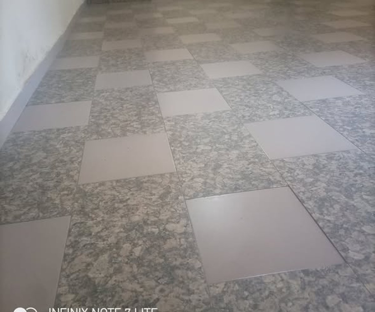 Chambre moderne à louer à Odza, Borne 10