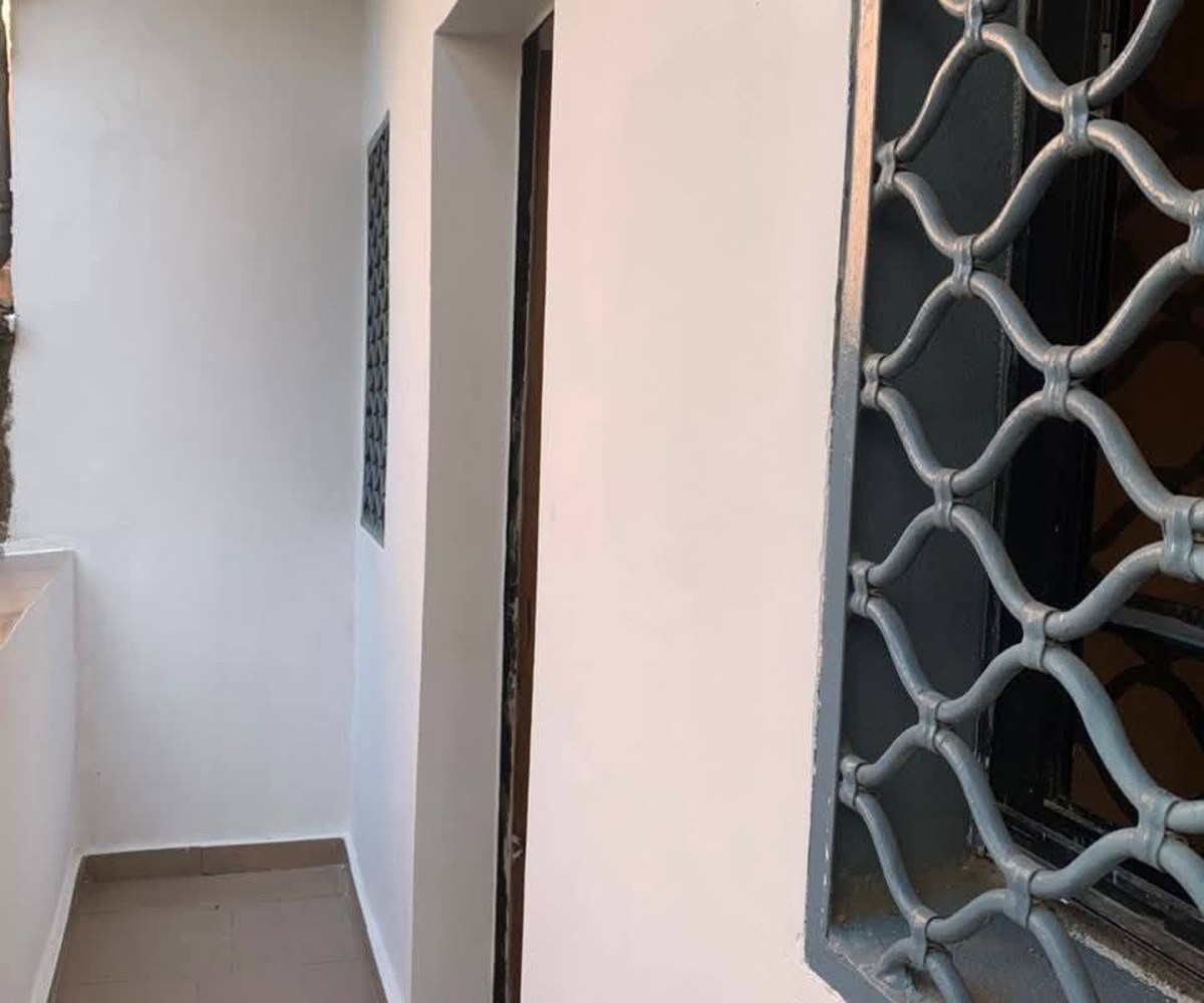 Chambre moderne à louer à Logpom - 40 000 FCFA