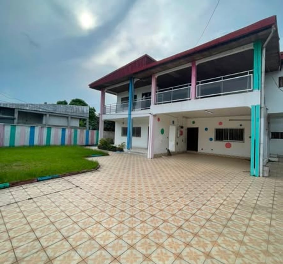 Duplex à louer 5 chambres - Bonamoussadi, Douala