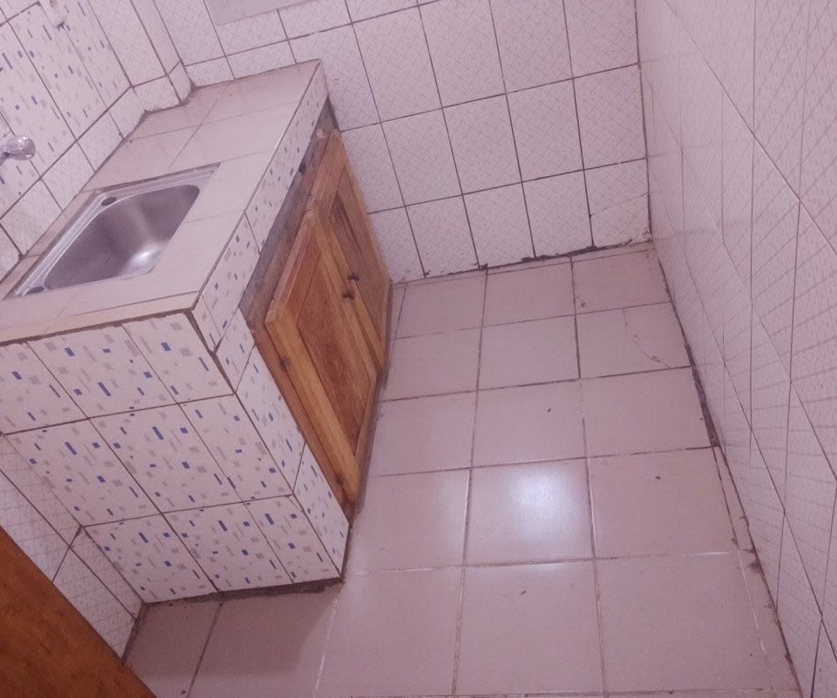 Chambre moderne trois pièces - Mimboman