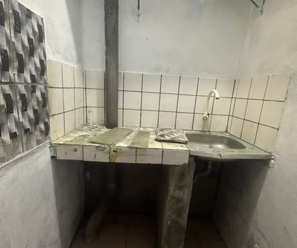Chambre moderne à louer à PK15