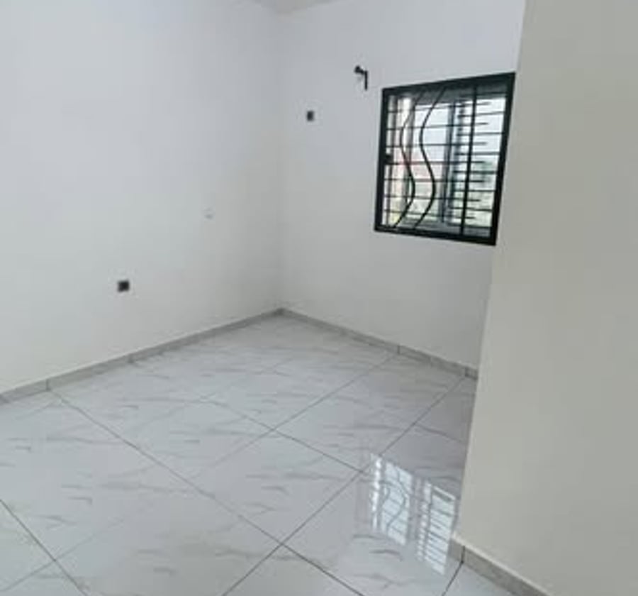 Studio à louer à Bonamoussadi