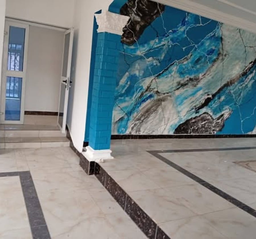 Duplex spacieux et confortable à louer – Logbessou