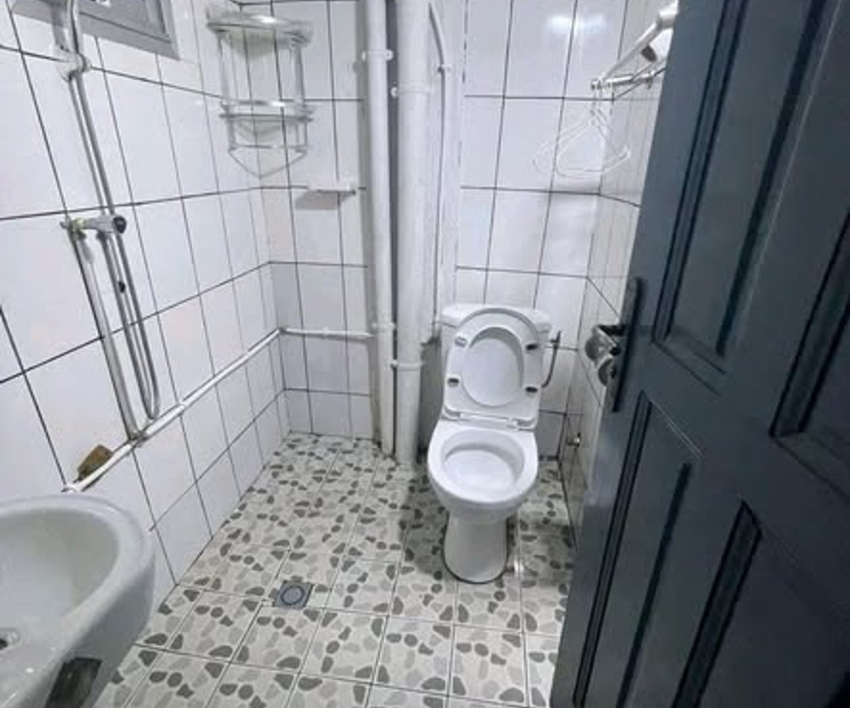 Chambre meublée climatisée à Makepe Rhône-Poulenc
