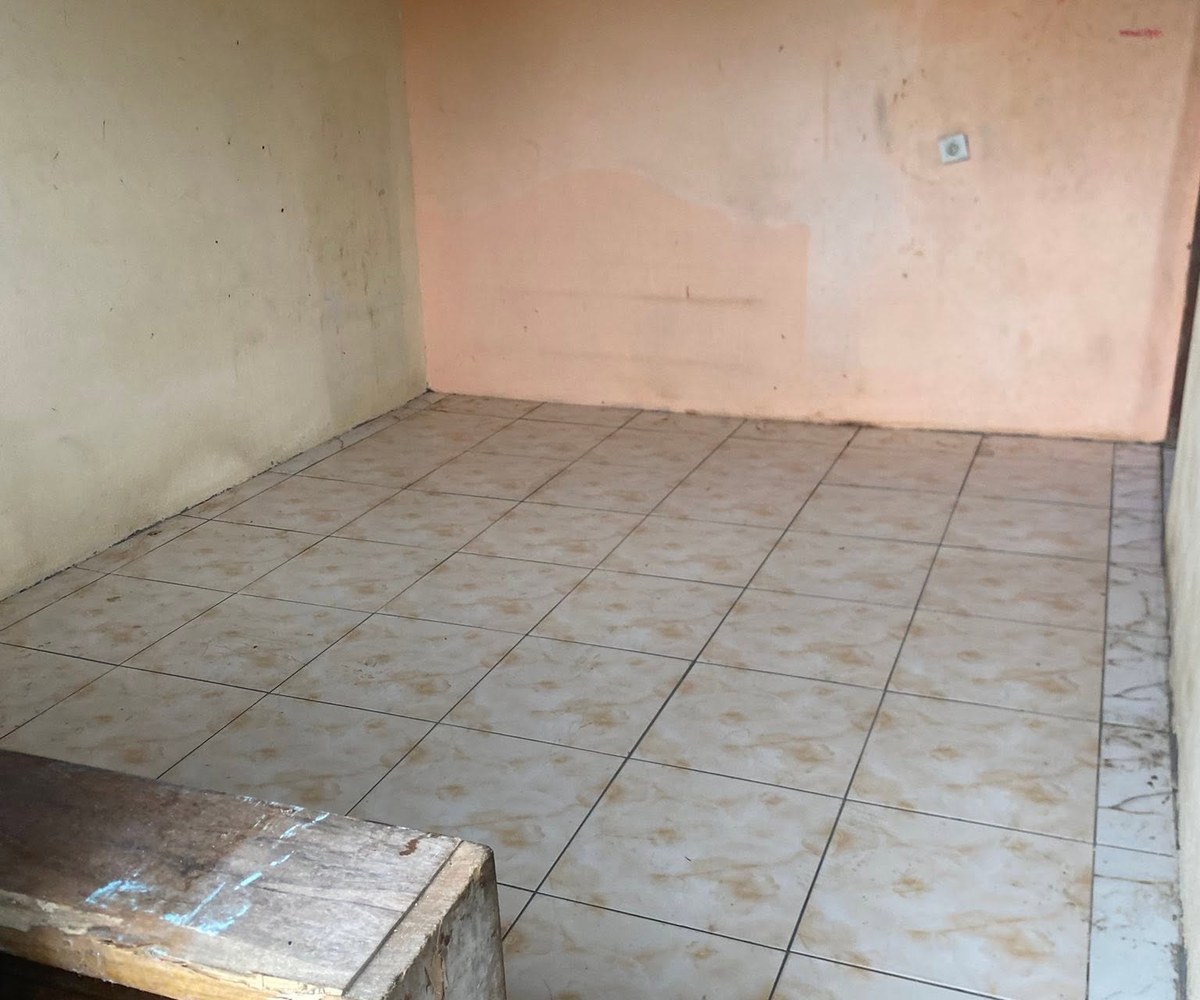 Studio moderne à louer à Nkolbong