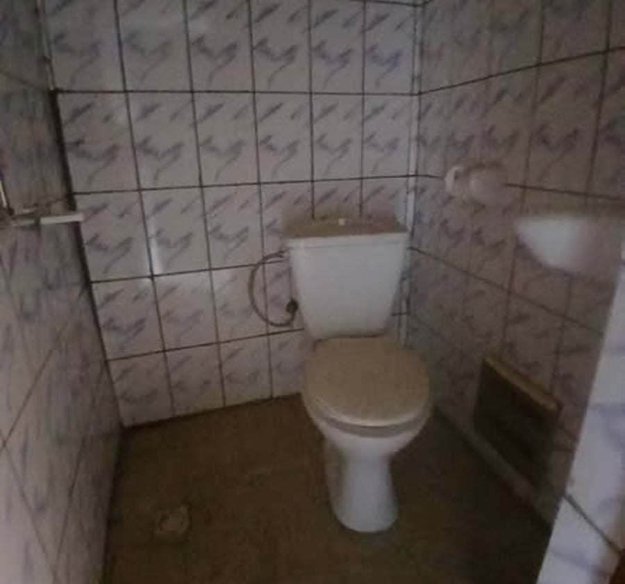 Très vaste appartement 2 chambres à PK 13, Douala