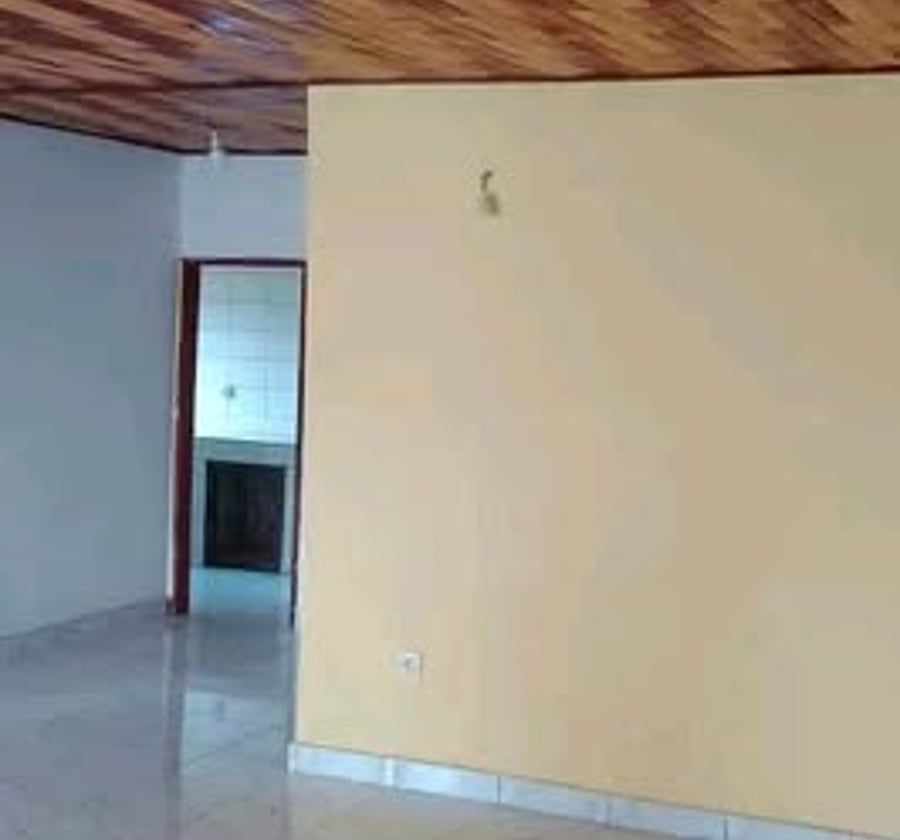 Studio moderne bon standing à louer à Mbankolo