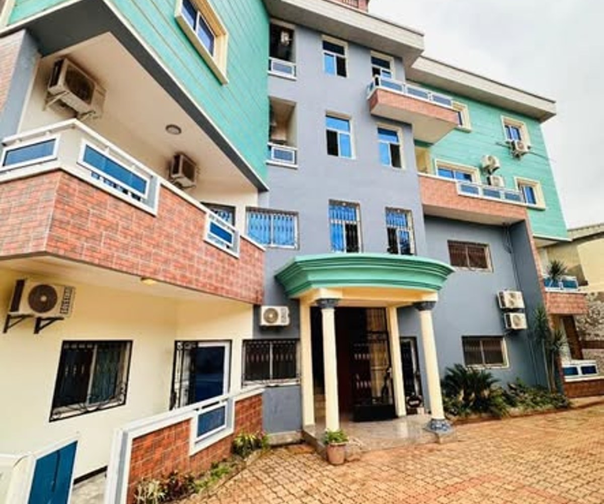 Appartement moderne à louer - Biyem Assi, Yaoundé