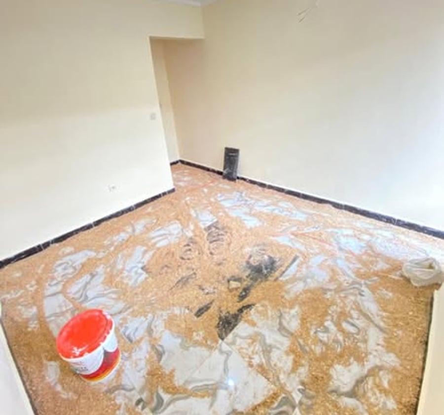 Studio à louer derrière carrefour Tsimi (Oyomabang)