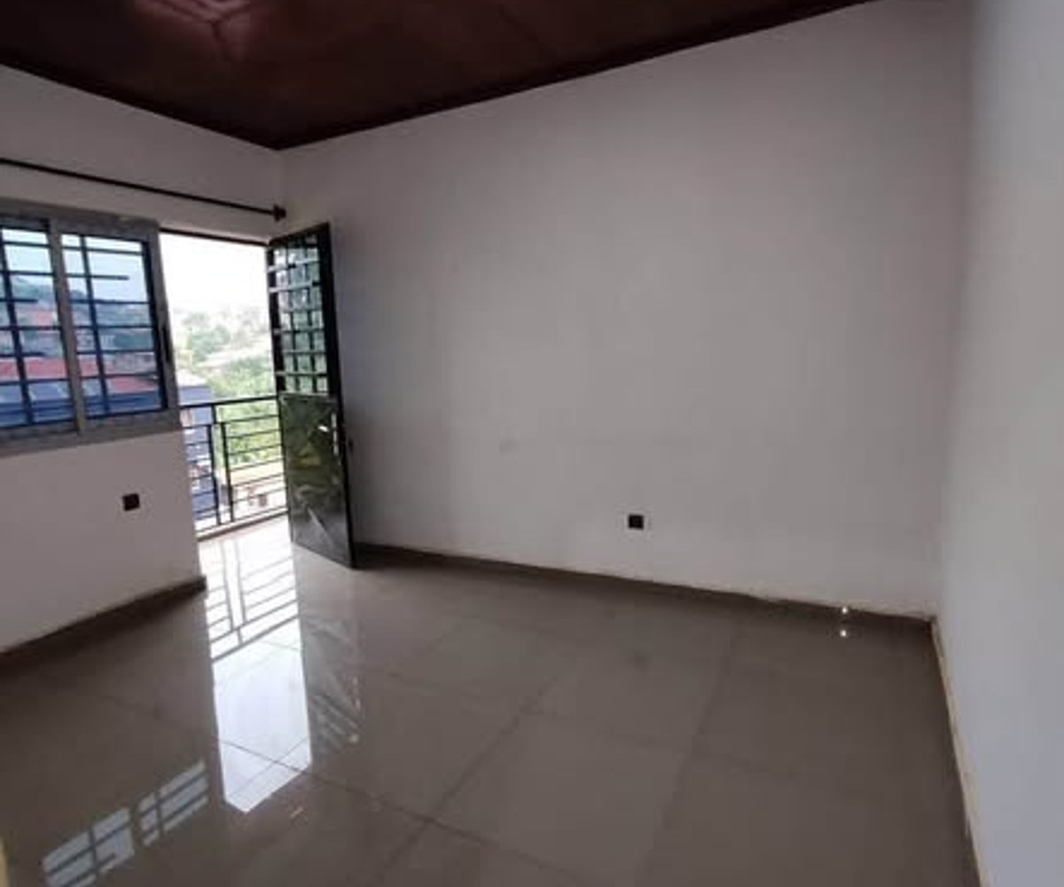Studio moderne à Biyem-Assi (Jouvence)
